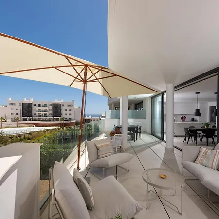 Apartment Beautiful 3 Bedroom In Higueron West