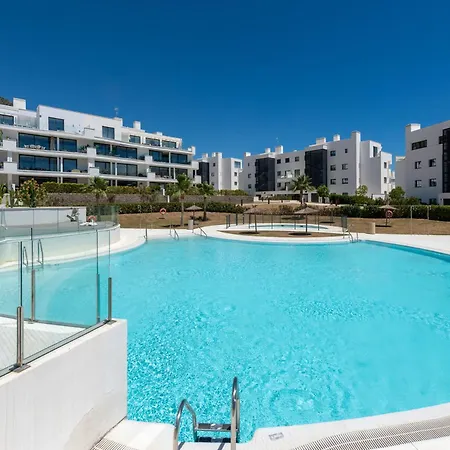 Beautiful 3 Bedroom In Higueron West Apartment